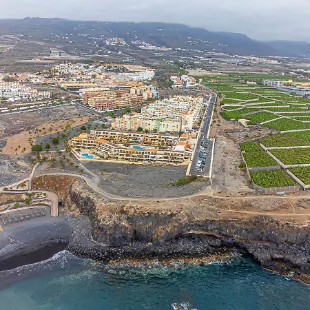 Casa Manuela * 卡亚俄萨尔瓦赫